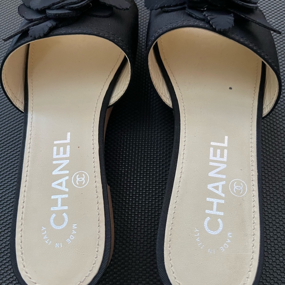 Chanel sandal clog mules - Picture 9 of 12